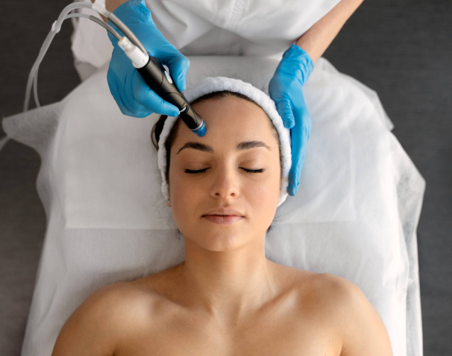 female-at-cosmetic-beauty-spa-clinic-has-facial-ha-2024-10-18-17-49-09-utc (1)